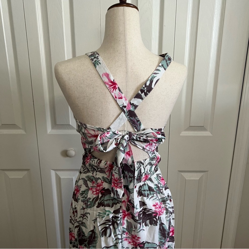 Tropical Floral Maxi Dress - Pink and White - Picture 3 of 7